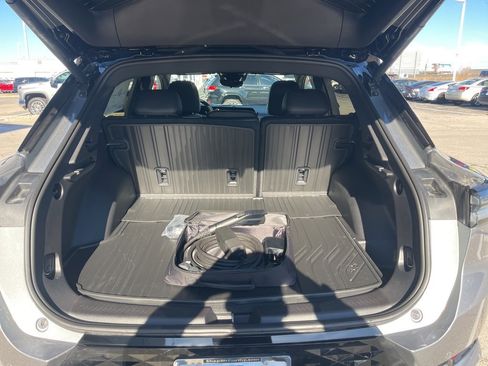 New 2025 Chevrolet Equinox EV RS image 12