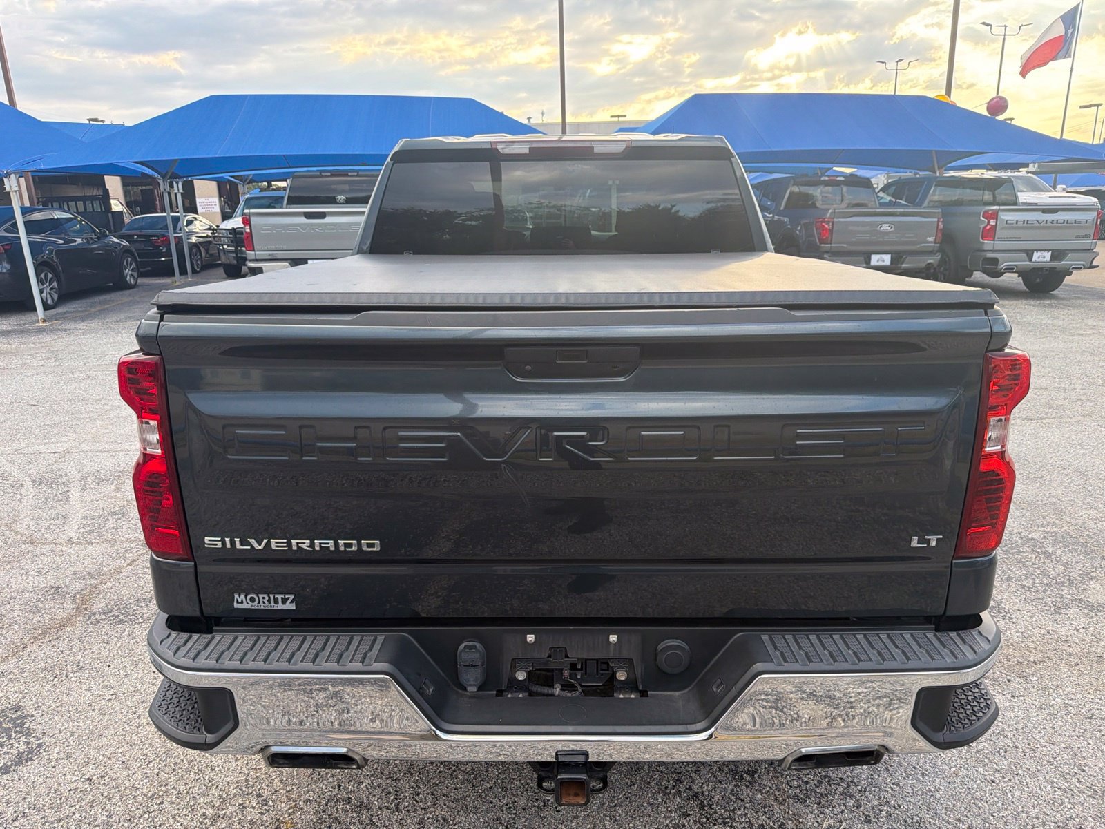 Used 2019 Chevrolet Silverado 1500 LT w/ Texas Edition AWD/4WD image 4