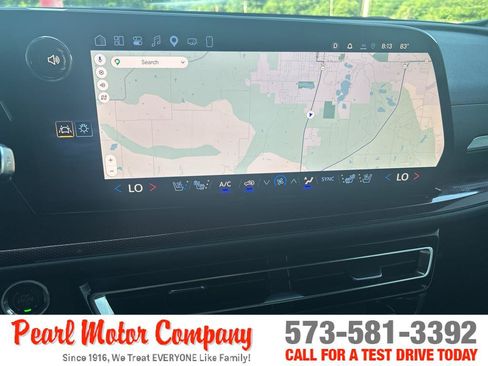 Used 2025 Chevrolet Traverse RS w/ LPO, Floor Liner Package AWD/4WD image 15