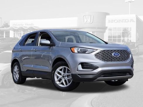 Used 2024 Ford Edge SEL image 20