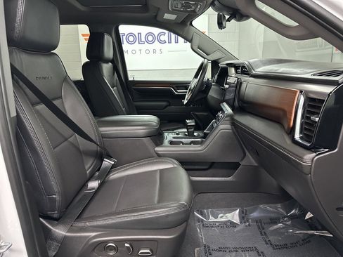 Used 2025 GMC Sierra 1500 Denali w/ Denali Reserve Package image 22