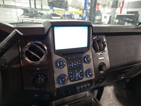 Used 2016 Ford F250 Lariat w/ Chrome Package AWD/4WD image 15