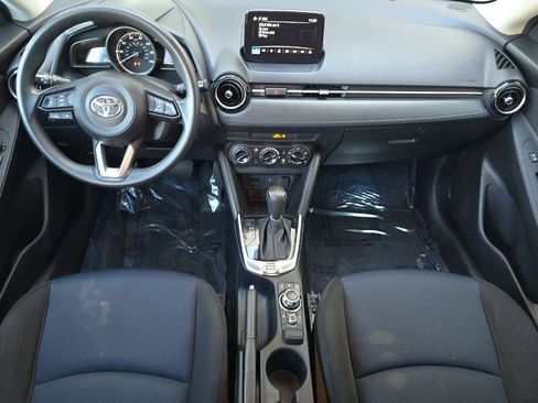 Used 2020 Toyota Yaris LE FWD image 14