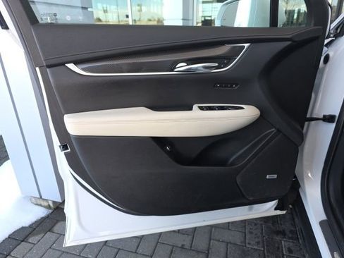 Used 2020 Cadillac XT6 Sport image 24