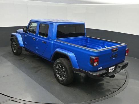 New 2026 Jeep Gladiator Sport AWD/4WD image 34