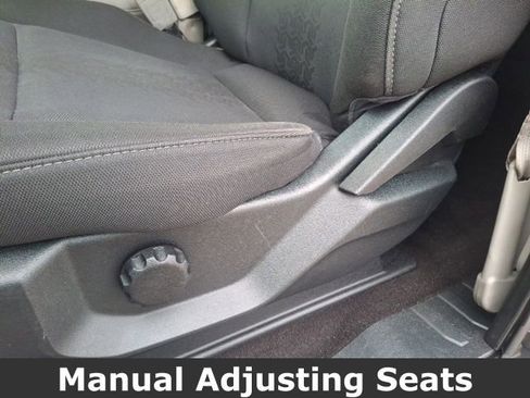 Used 2020 Ford F150 XLT w/ Heavy-Duty Payload Package image 11