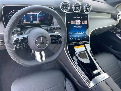 New 2026 Mercedes-Benz GLC 300 4MATIC image 3