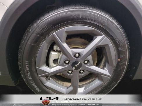 Certified 2025 Kia K4 LXS image 31