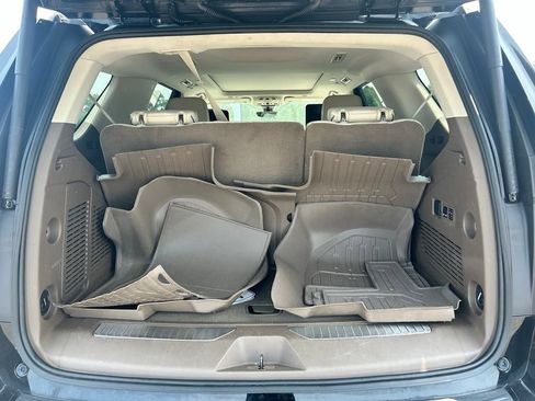 Used 2021 GMC Yukon Denali w/ Denali Ultimate Package AWD/4WD image 28