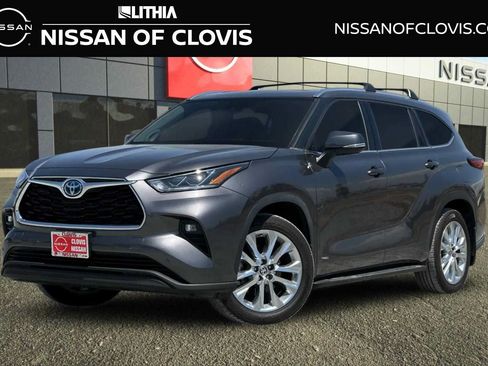 Used 2023 Toyota Highlander Limited AWD/4WD image 1