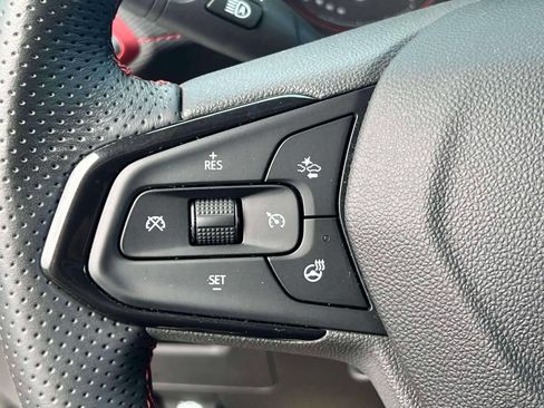 Used 2023 Chevrolet TrailBlazer RS FWD image 21