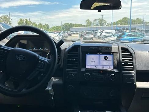 Used 2019 Ford F150 XL w/ Equipment Group 101A Mid AWD/4WD image 13