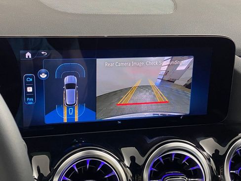 Used 2026 Mercedes-Benz GLA 250 4MATIC image 24