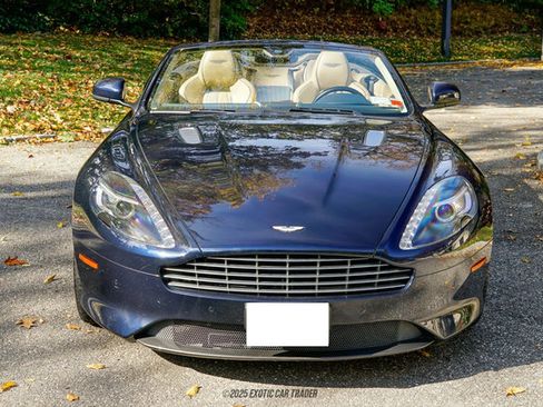 Used 2015 Aston Martin DB9 Volante image 13
