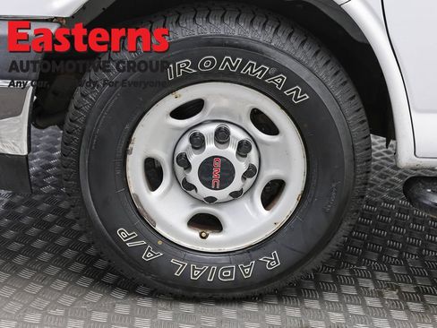 Used 2019 GMC Savana 2500 w/ Driver Convenience Package RWD image 26
