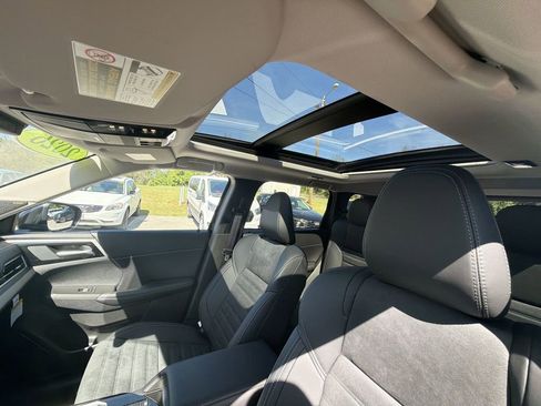 New 2026 Mitsubishi Outlander SE FWD image 22