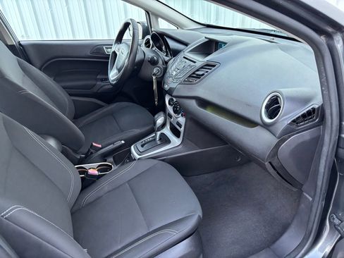 Used 2015 Ford Fiesta SE image 34