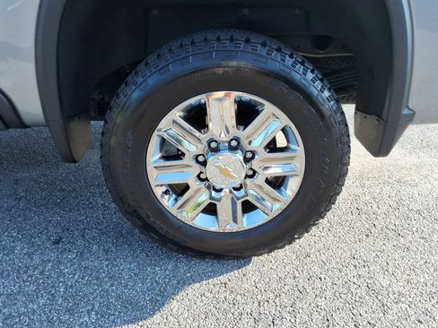 Used 2026 Chevrolet Silverado 2500 High Country w/ High Country Premium Package AWD/4WD image 14