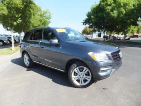 Used 2012 Mercedes-Benz ML 350 M-Class ML350 Bluetec AWD image 2