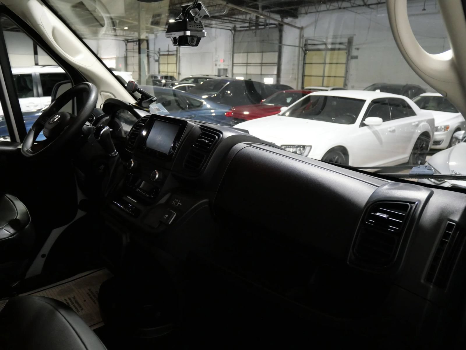 Used 2023 RAM ProMaster 2500 FWD image 12