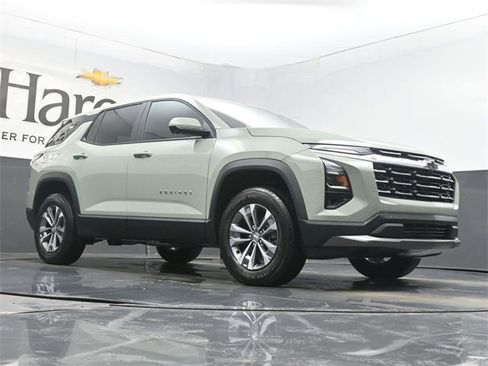 New 2026 Chevrolet Equinox LT w/ Convenience Package II image 2