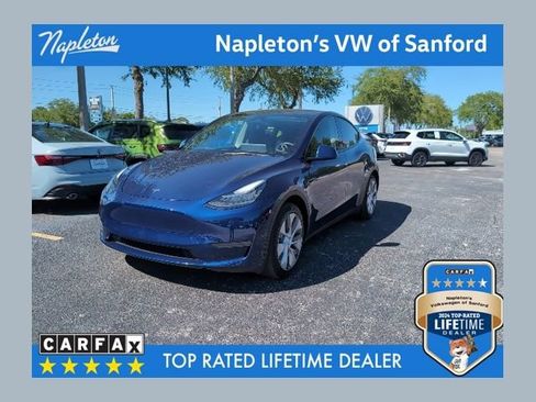 Used 2023 Tesla Model Y Long Range image 1