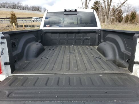 Used 2018 RAM 2500 Laramie image 9