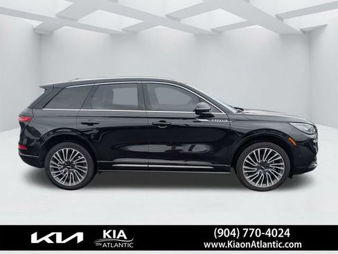 Used 2022 Lincoln Corsair Reserve w/ Sport Package AWD/4WD image 2