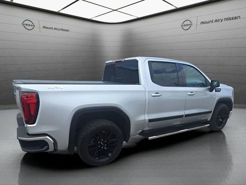 Used 2021 GMC Sierra 1500 Elevation w/ Preferred Package AWD/4WD image 2