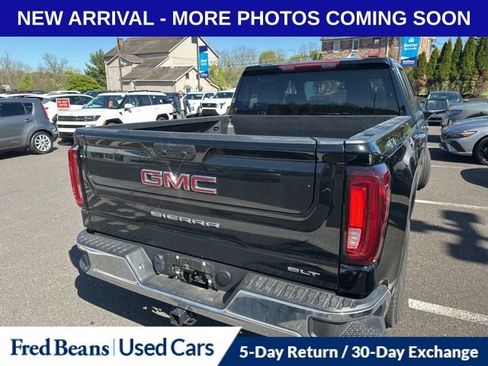 Used 2026 GMC Sierra 1500 SLT AWD/4WD image 9