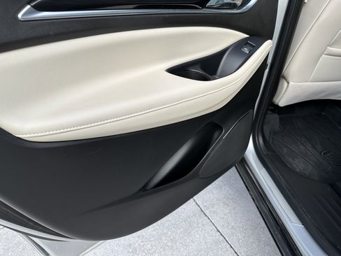 Used 2022 Buick Enclave Premium w/ Experience Buick Package image 25