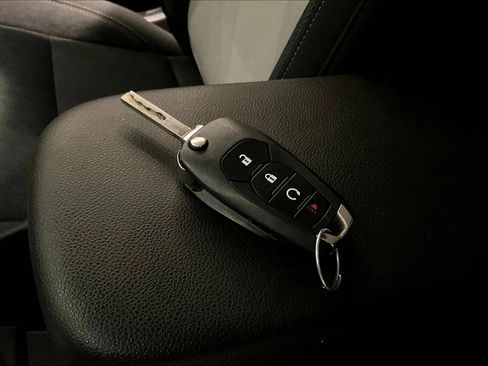 Used 2024 Chevrolet Trax LS w/ LS Convenience Package FWD image 33