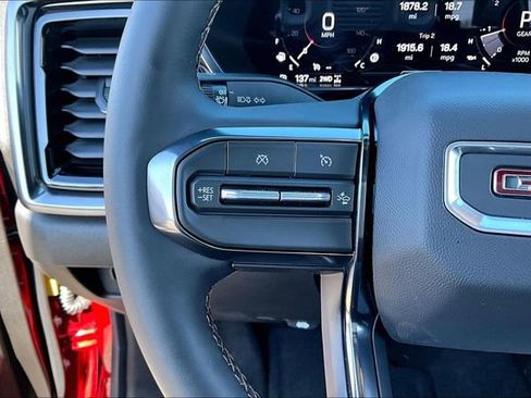 Used 2026 GMC Canyon AT4 w/ AT4 Premium Package image 12