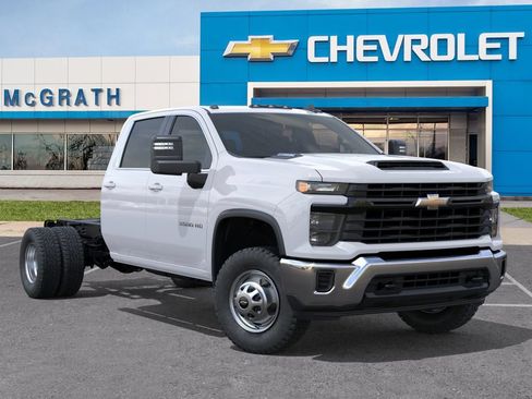 New 2026 Chevrolet Silverado 3500 W/T w/ WT Convenience Package AWD/4WD image 9