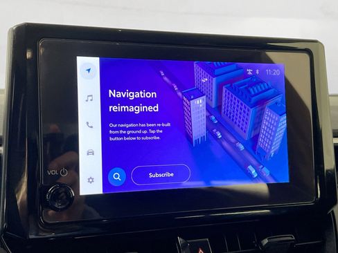 Used 2025 Toyota Corolla LE image 28