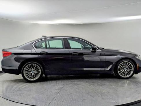 Used 2019 BMW 540i w/ Convenience Package image 8