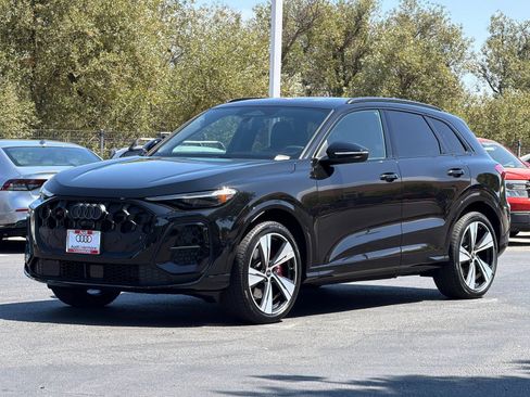 New 2026 Audi SQ5 Premium Plus AWD/4WD image 2