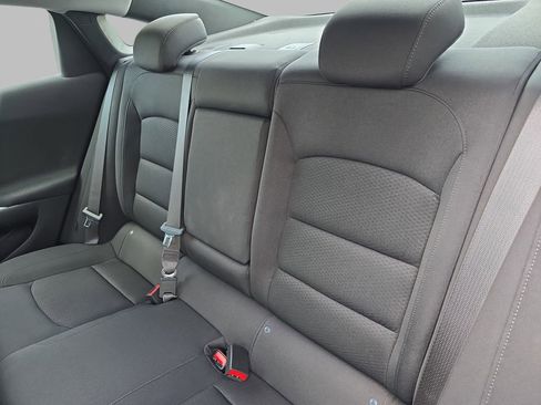 Used 2023 Chevrolet Malibu LT FWD image 14
