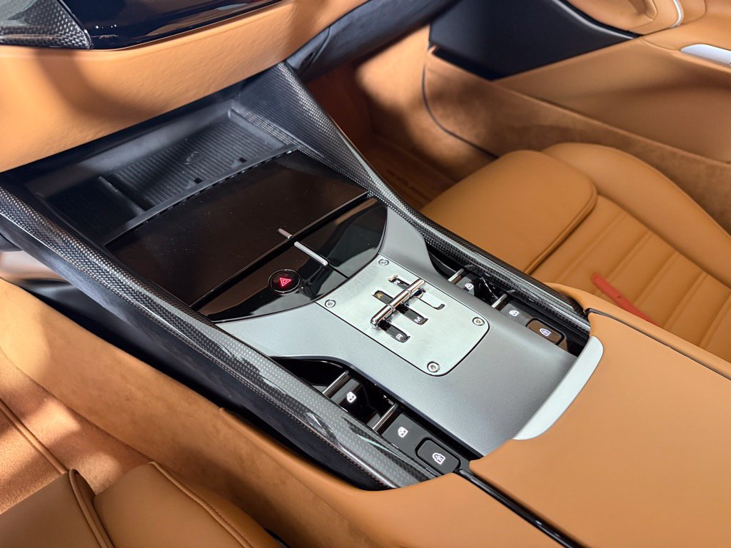 Certified 2024 Ferrari Purosangue AWD/4WD image 15