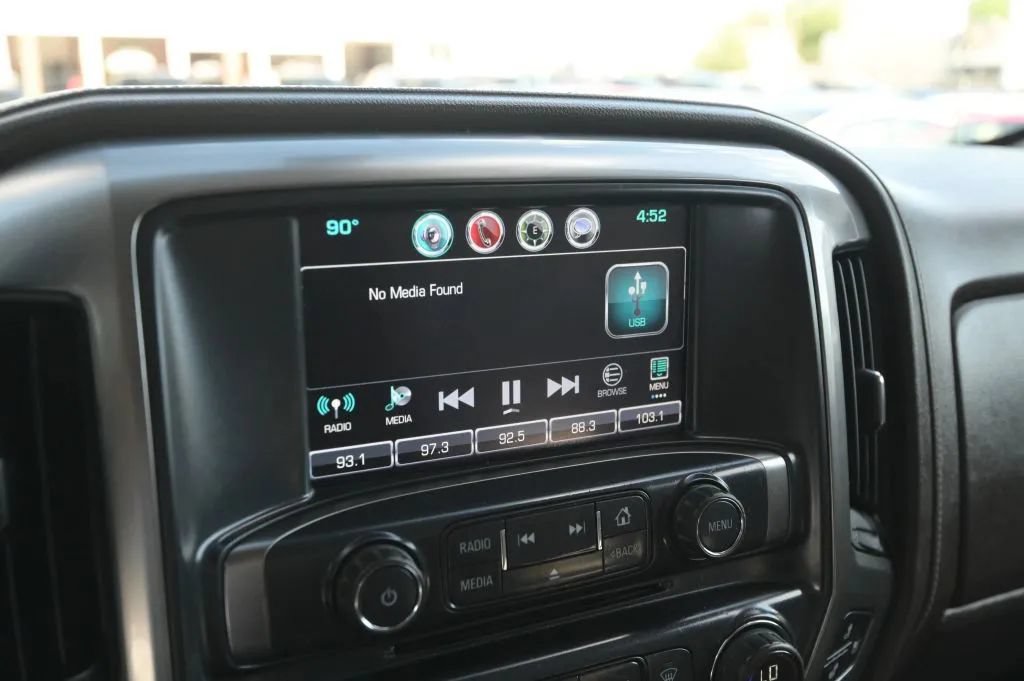 Used 2016 Chevrolet Silverado 3500 LTZ w/ Duramax Plus Package AWD/4WD image 32