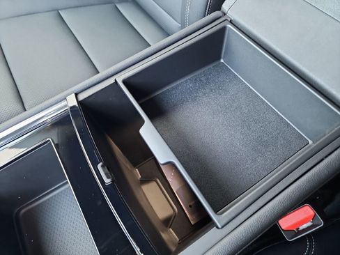 New 2026 Chevrolet Traverse LT w/ Midnight/Sport Edition image 32