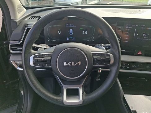 Certified 2023 Kia Sportage LX AWD/4WD image 17