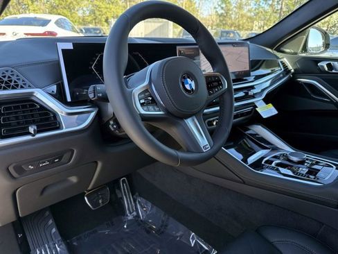 New 2026 BMW X6 xDrive40i w/ Climate Comfort Package image 22