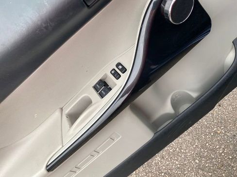 Used 2012 Scion iQ image 24