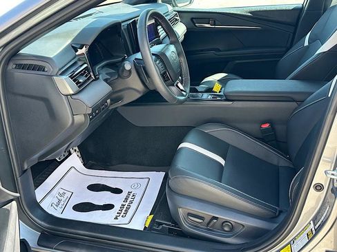 Certified 2025 Toyota Camry SE FWD image 13