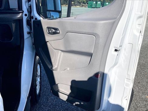 Used 2023 Ford Transit 350 XLT image 25