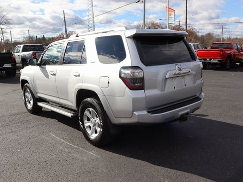 Used 2016 Toyota 4Runner SR5 image 37