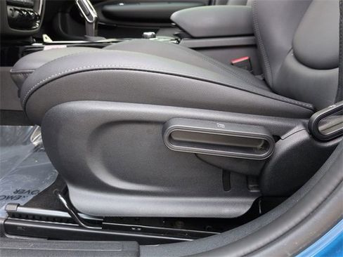 Used 2024 MINI Cooper Clubman S image 18