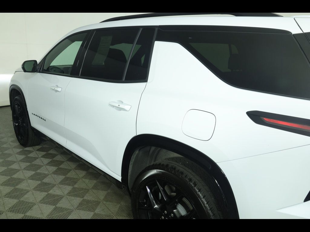 Certified 2026 Chevrolet Traverse RS w/ LPO, Floor Liner Package AWD/4WD image 24