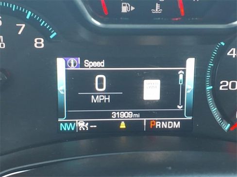 Used 2018 Chevrolet Impala Premier w/ Premier Confidence Package image 12